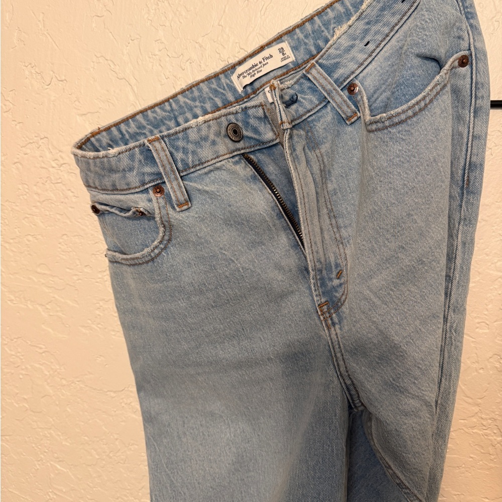 Abercrombie curve love jeans